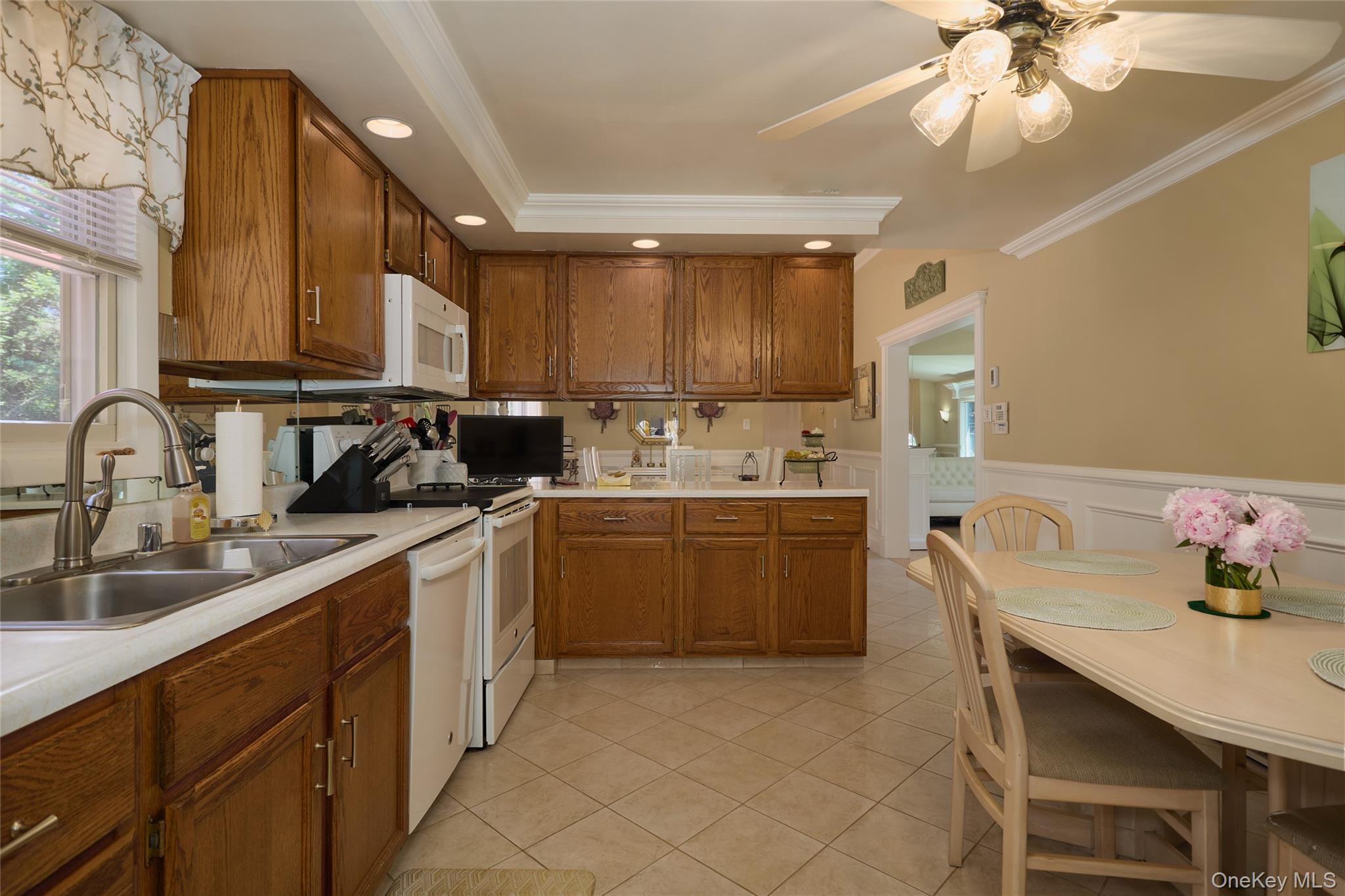 84 Longdale Road Mahopac, NY 10541 - Photo 15 of 40
