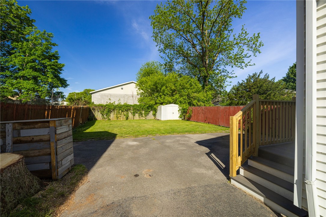 117 North Lincoln Road East Rochester, NY 14445 - Photo 34 of 36