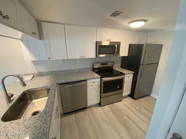 $1,445 | 305 Wilson Avenue, Unit 15, Panama City, FL 32401
