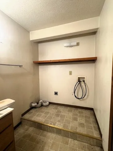 $85,000 | 623 East Adams Avenue, Mahnomen, MN 56557