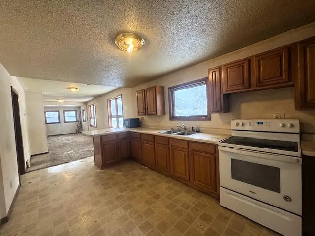 $85,000 | 623 East Adams Avenue, Mahnomen, MN 56557