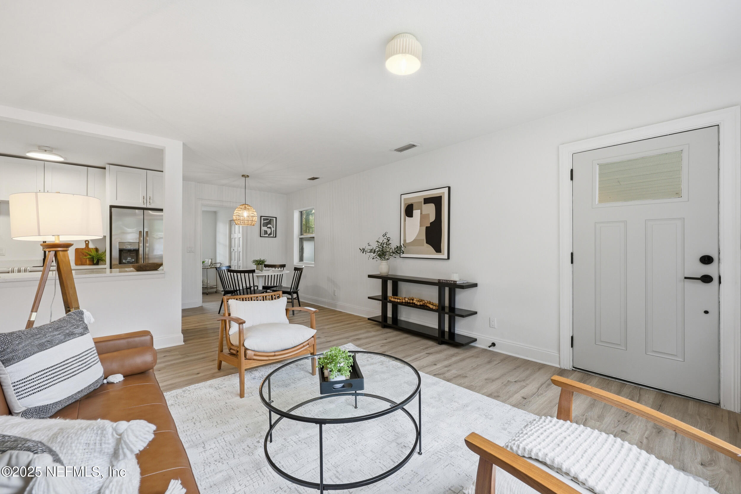 7328 Bamberg Road Jacksonville, FL 32277 - Photo 8 of 37 the real estateographers_008