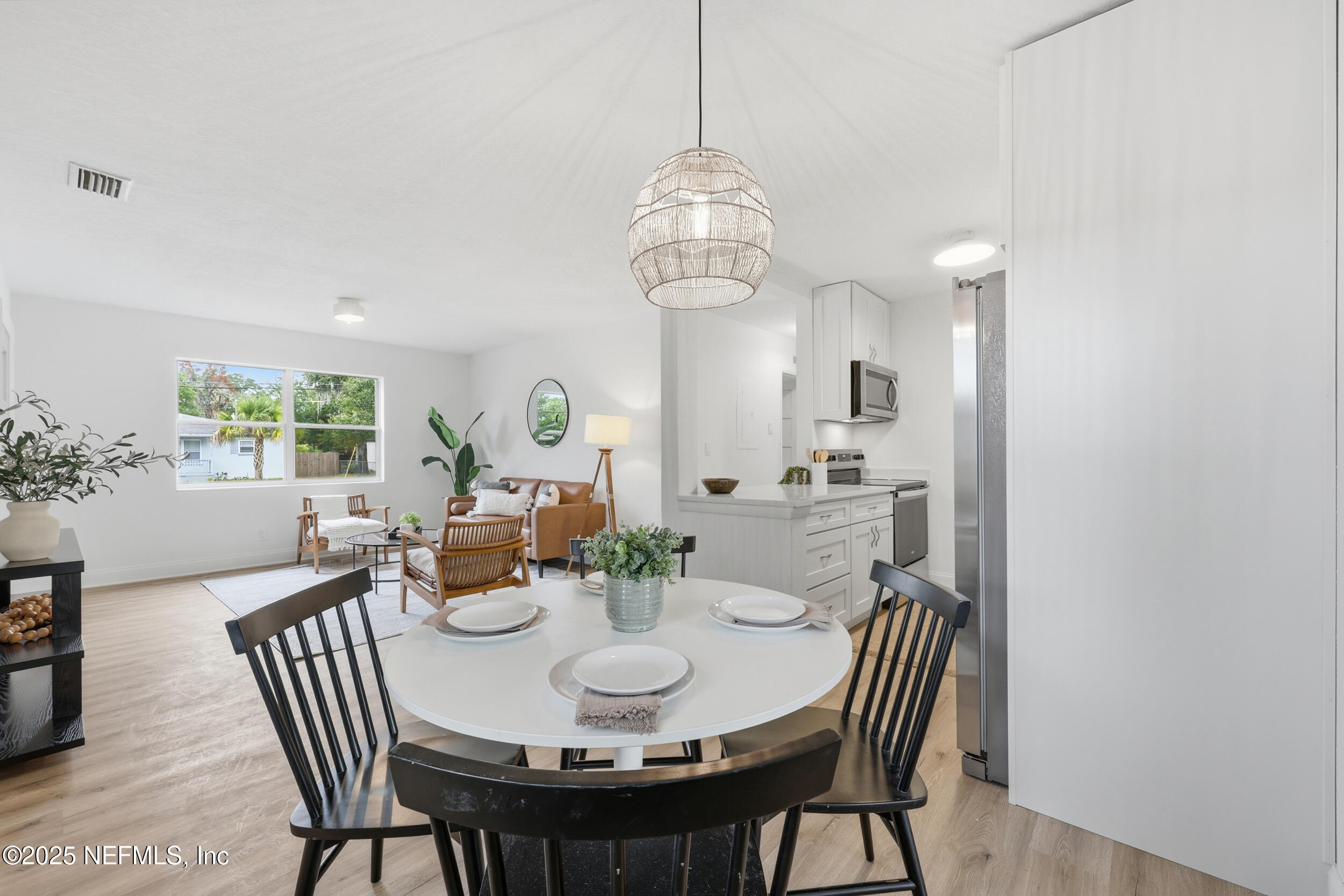 7328 Bamberg Road Jacksonville, FL 32277 - Photo 10 of 37 the real estateographers_010