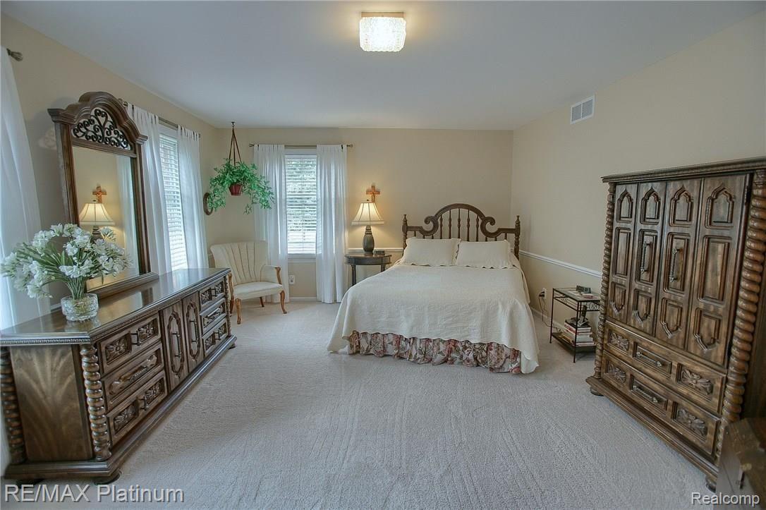 534 Newton Road Brighton, MI 48114 - Photo 20 of 42 MASTER BEDROOM VIEW 1