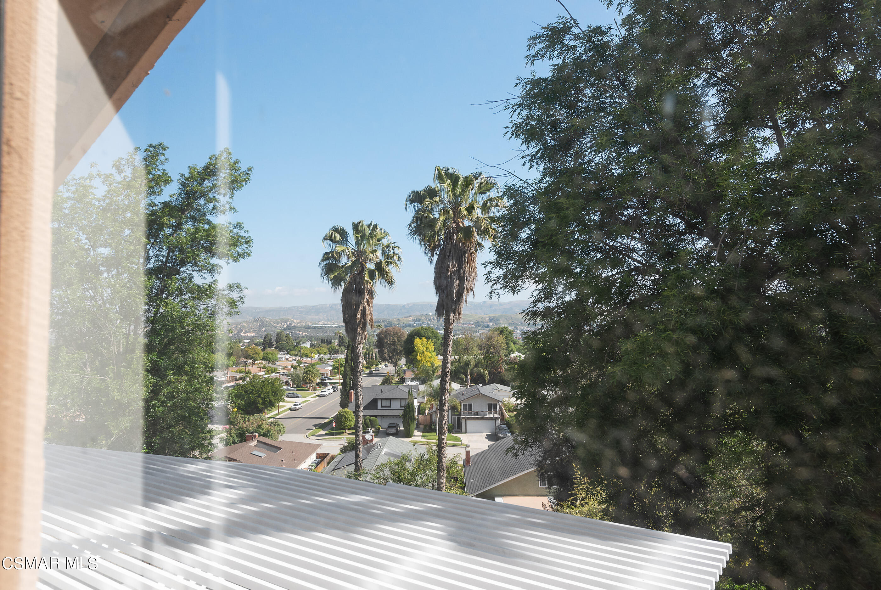 837 Hillview Circle Simi Valley, CA 93065 - Photo 28 of 42 a view of a terrace