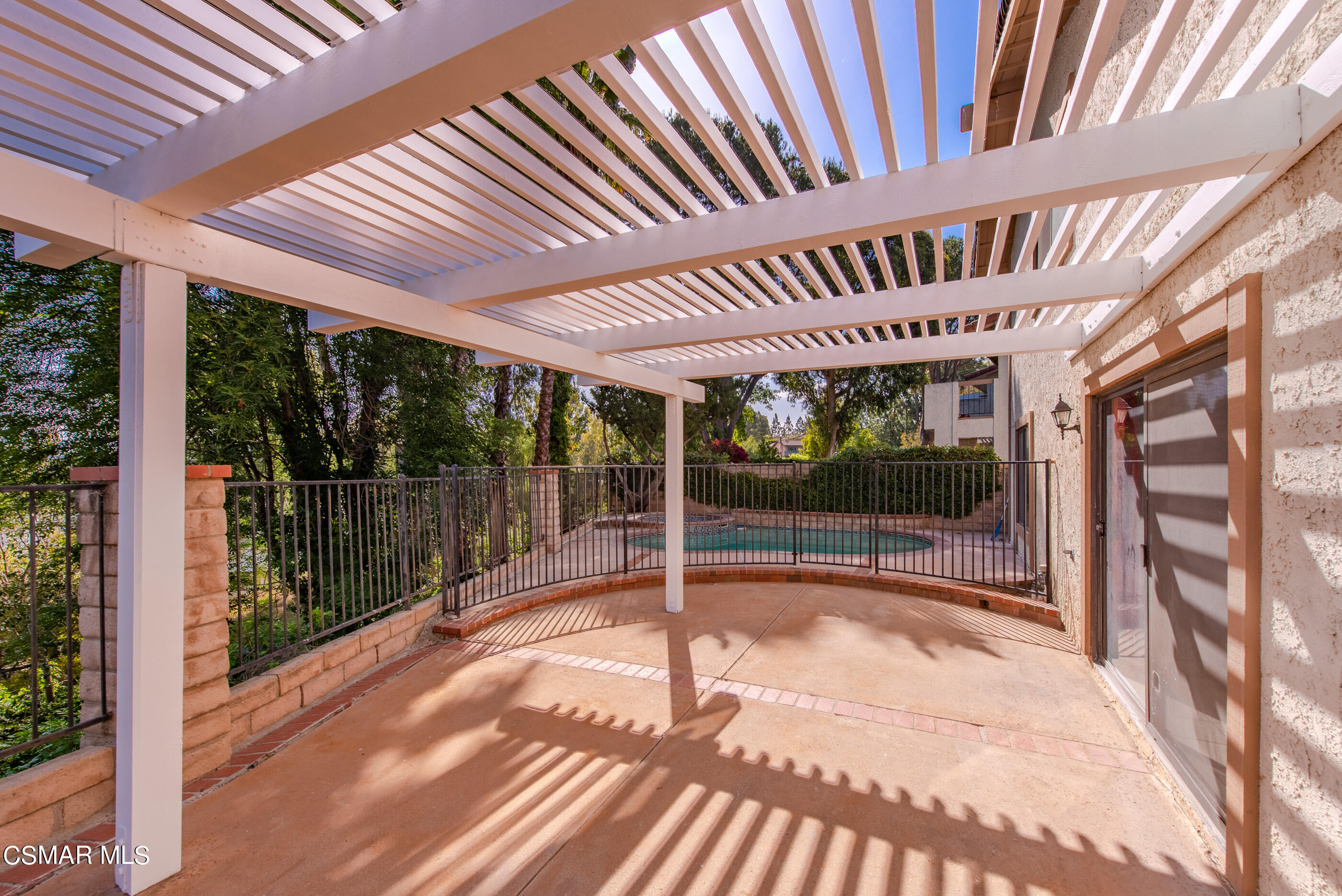 837 Hillview Circle Simi Valley, CA 93065 - Photo 35 of 42