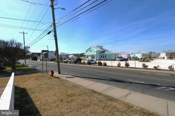 $525,000 | 4264 Main Street, Chincoteague Island, VA 23336