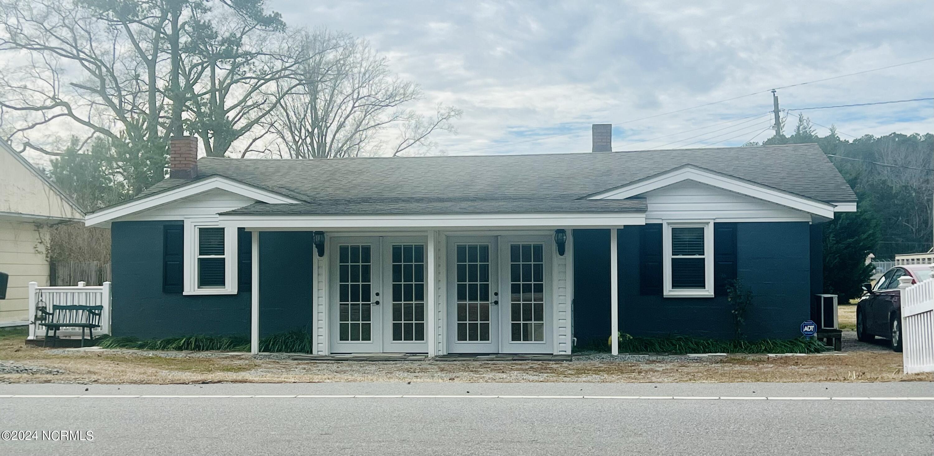952 Hwy 32  