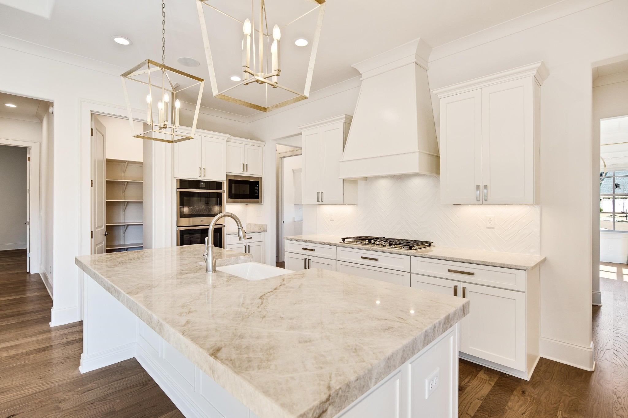 137 Peyton Run Loop Collierville, TN 38017 - Photo 8 of 40 Gallery Image 8