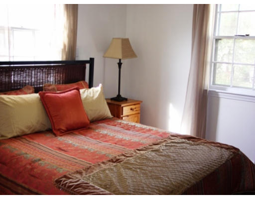 18 Halsey Road Boston, MA 02136 - Photo 8 of 11 Gallery Image 8