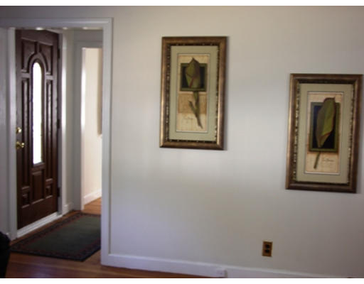 18 Halsey Road Boston, MA 02136 - Photo 10 of 11 Gallery Image 10