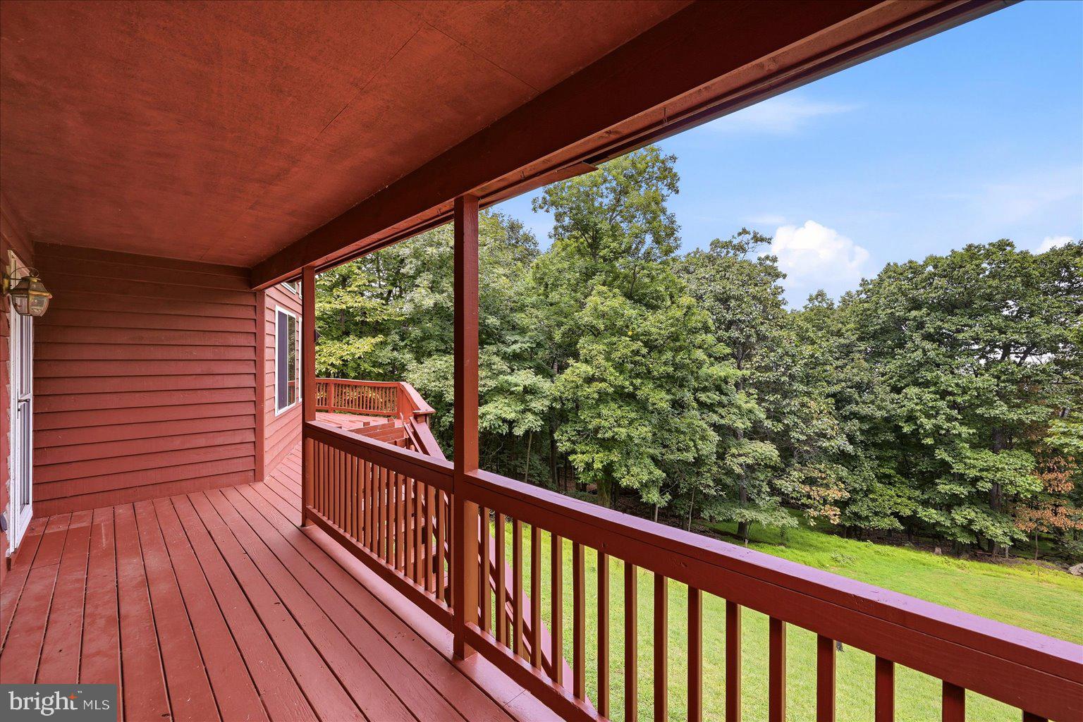 337 Chestnut Trail Road Front Royal, VA 22630 - Photo 4 of 56 Front Porch