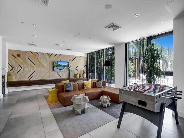 $5,500 | 121 Northeast 34th Street, Unit 2806A, Miami, FL 33137