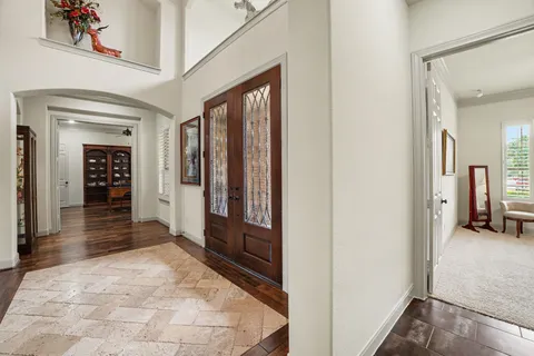 $835,000 | 32303 Waterford Crest Lane, Fulshear, TX 77441