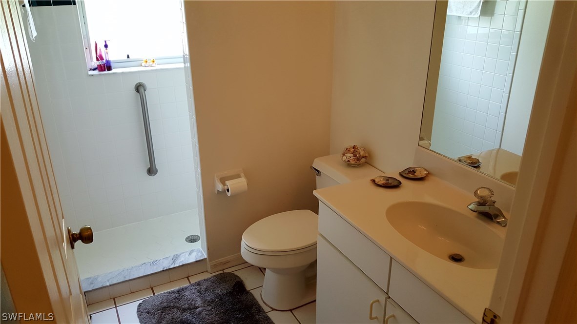2160 Gardner Road Alva, FL 33920 - Photo 11 of 21 a bathroom with a sink and toilet