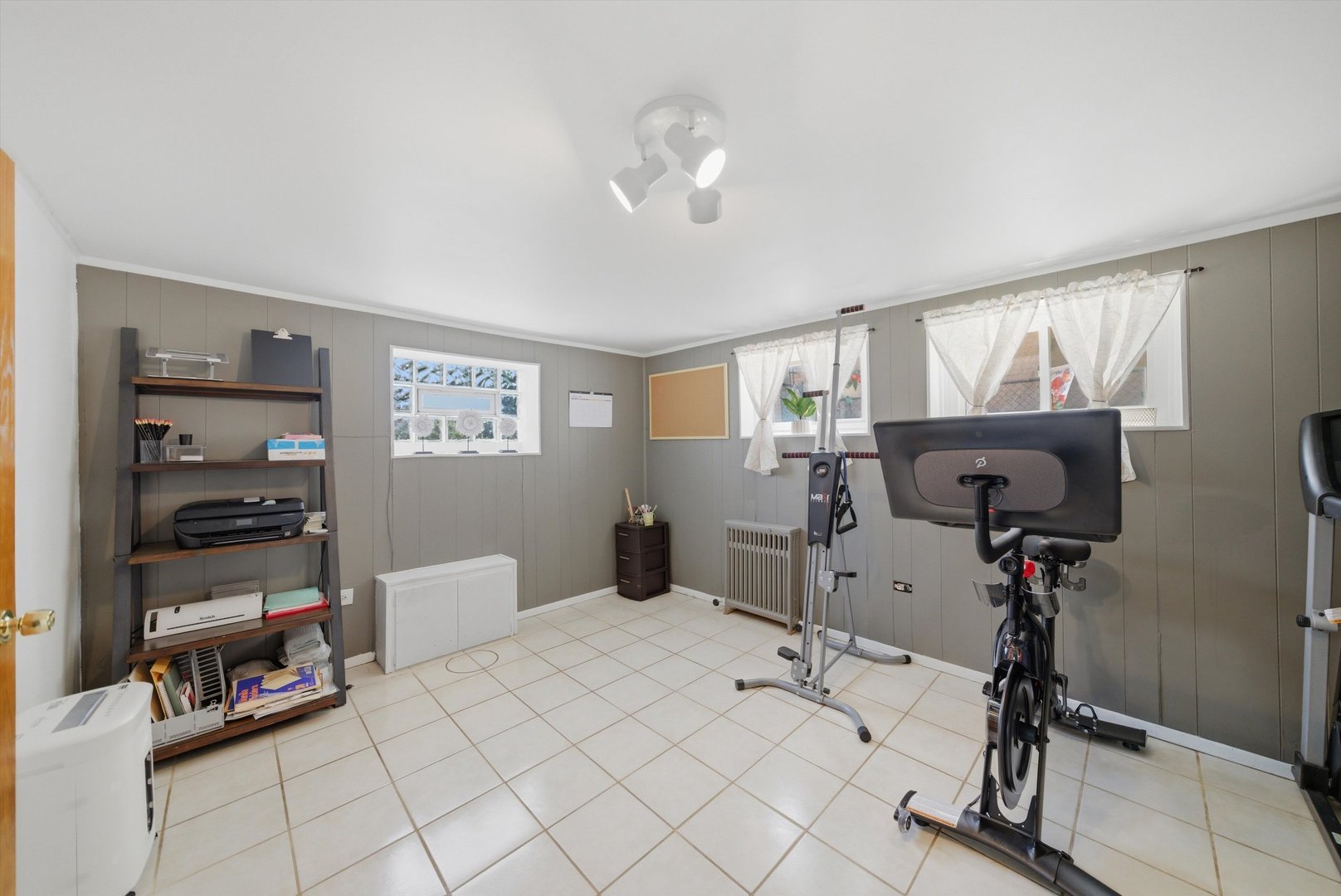 2826 North Rutherford Avenue Chicago, IL 60634 - Photo 19 of 30