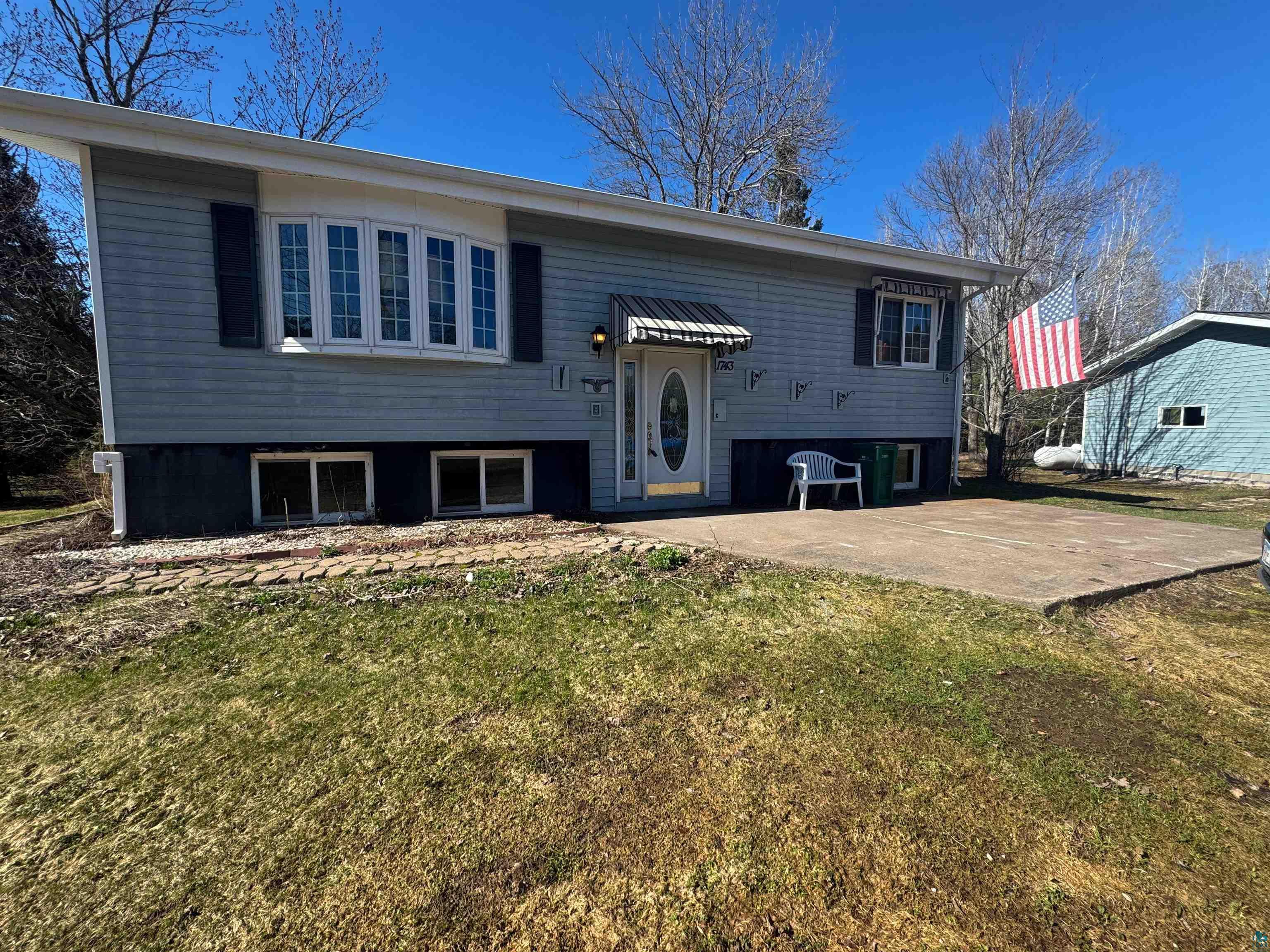 1743 East Shilhon Road Duluth, MN 55804 - Photo 1 of 27