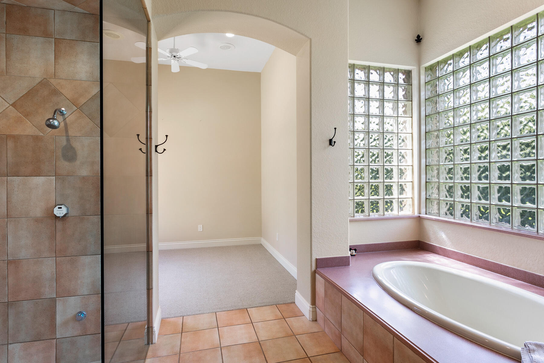 8158 Native Dancer Road East Palm Beach Gardens, FL 33418 - Photo 14 of 47 Master Bathroom_03_web Steep 28