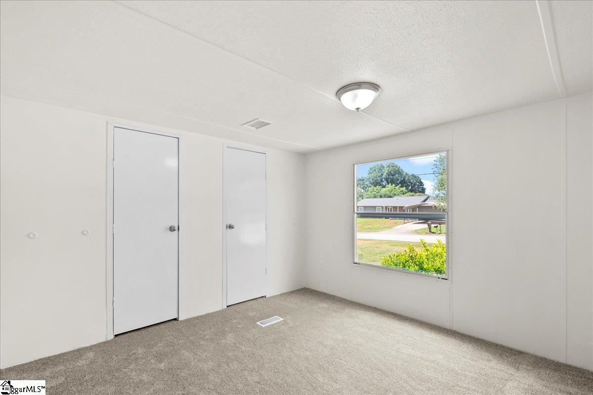 904 Antioch Church Road Greenville, SC 29605 - Photo 13 of 26 Gallery Image 13