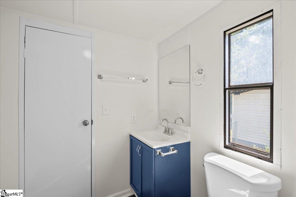 904 Antioch Church Road Greenville, SC 29605 - Photo 17 of 26 Gallery Image 17