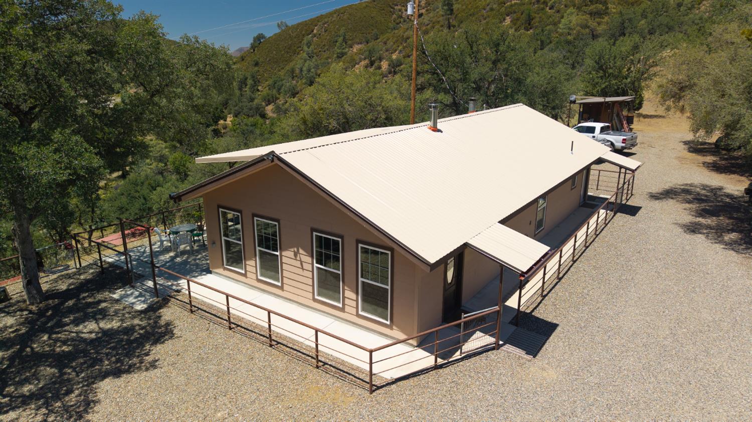 20505 Coalinga Road Paicines, CA 95043 - Photo 12 of 88
