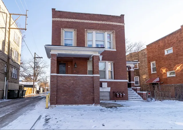 $410,000 | 5523 West Huron Street, Chicago, IL 60644
