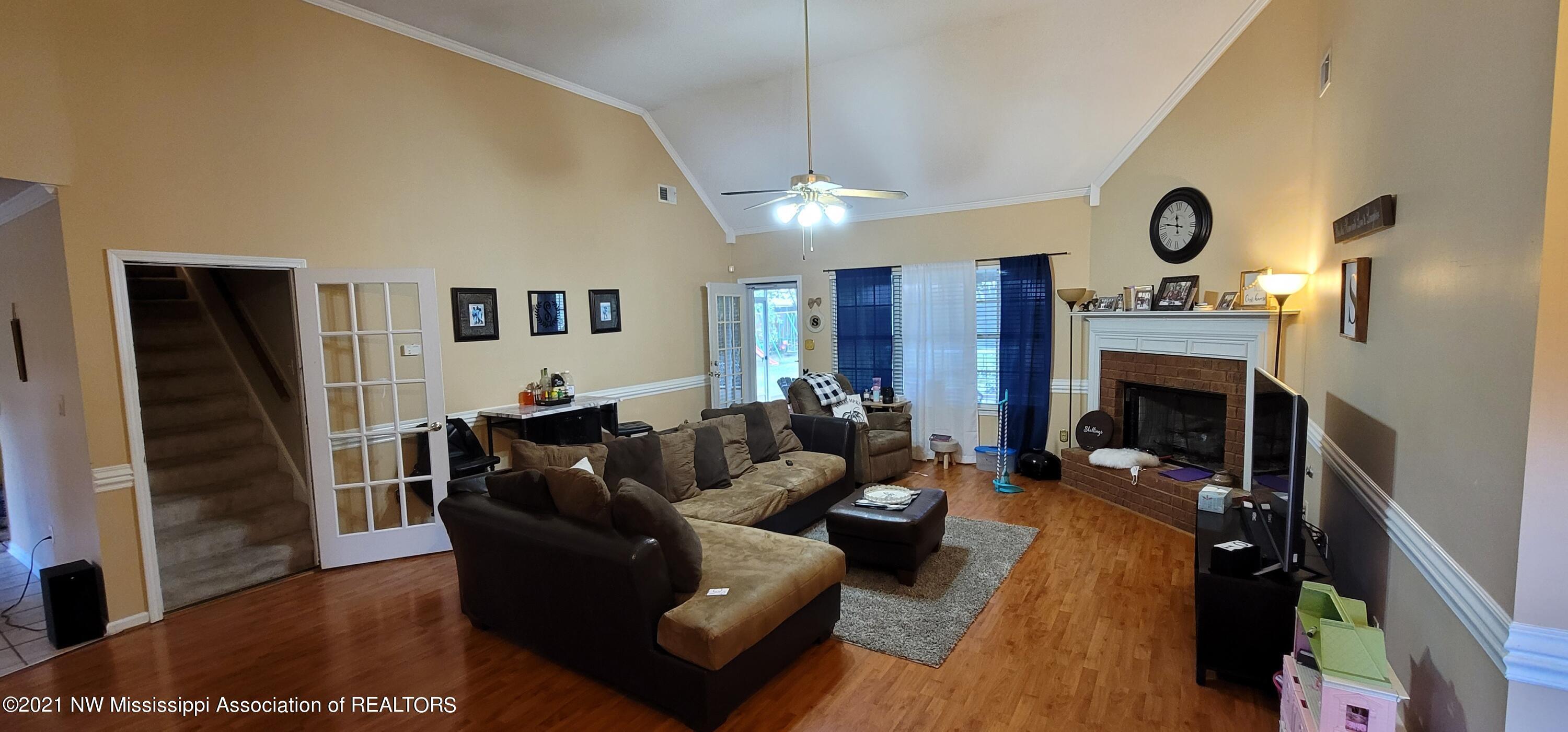 2385 Heather Ridge Southaven, MS 38672 - Photo 2 of 4 20210525_180027