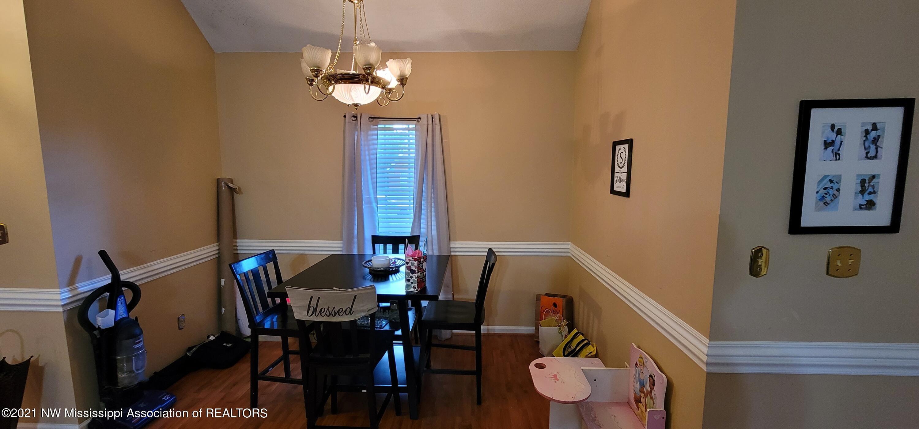 2385 Heather Ridge Southaven, MS 38672 - Photo 3 of 4 20210525_180058