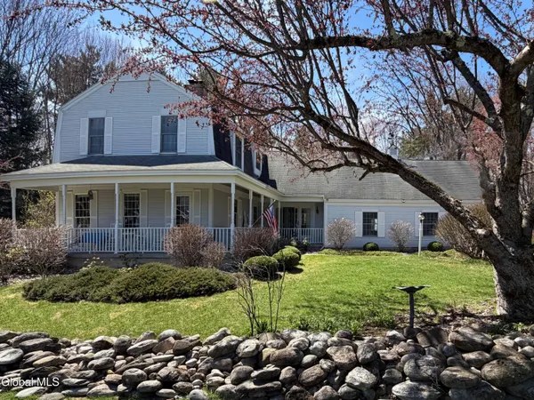 $624,000 | 96 Hunter Lane, Queensbury, NY 12804