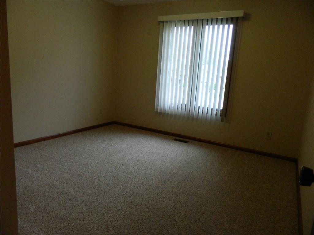 1935 West Mile Road Springfield, OH 45503 - Photo 19 of 38