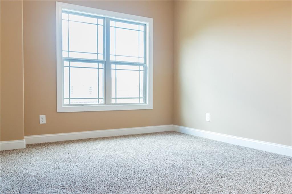 6692 Ridge Run Court Clemmons, NC 27012 - Photo 11 of 24 Gallery Image 11