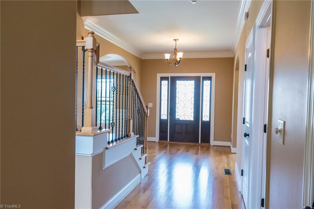 6692 Ridge Run Court Clemmons, NC 27012 - Photo 4 of 24 Gallery Image 4