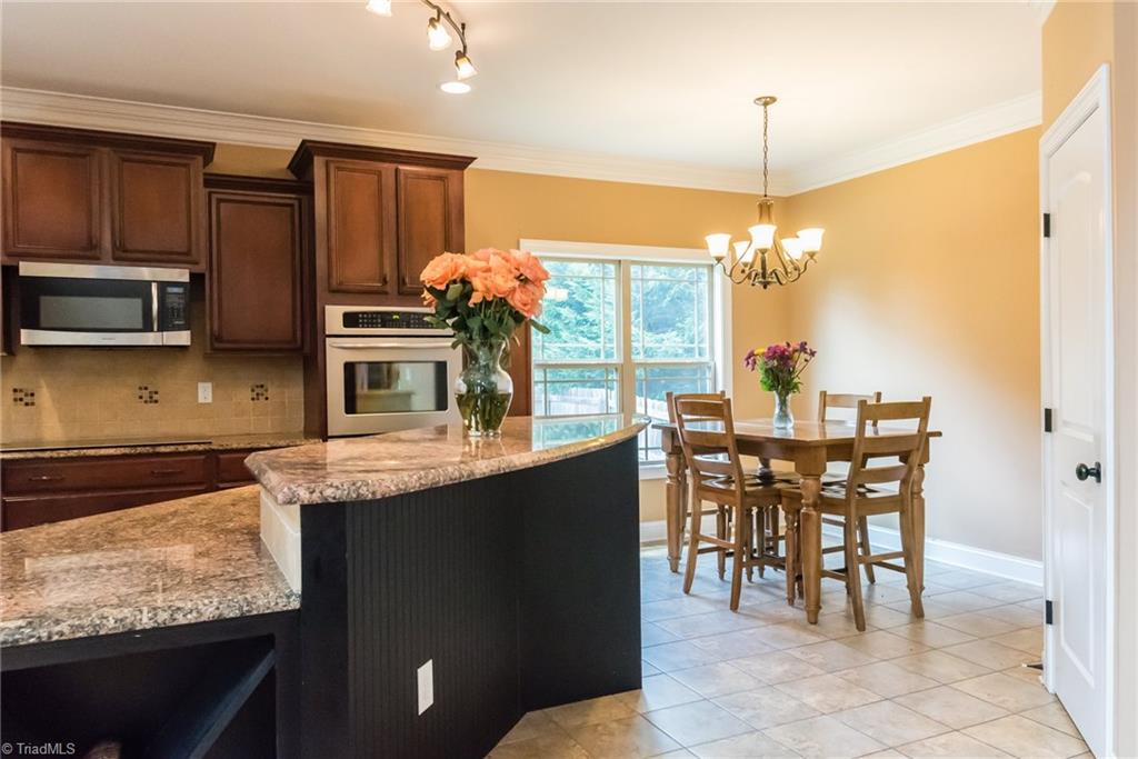 6692 Ridge Run Court Clemmons, NC 27012 - Photo 9 of 24 Gallery Image 9