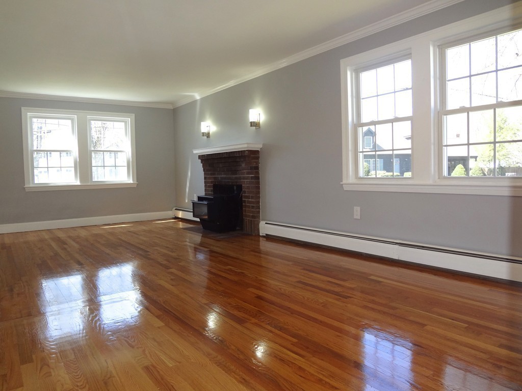 24 Myopia Road Stoneham, MA 02180 - Photo 8 of 27 Gallery Image 8