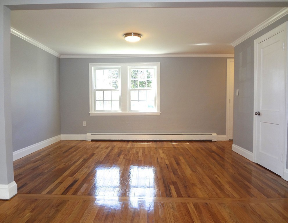24 Myopia Road Stoneham, MA 02180 - Photo 10 of 27 Gallery Image 10