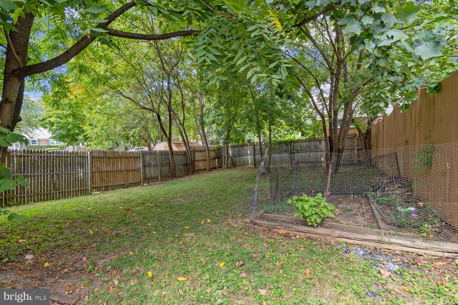 2305 Douglas Court Silver Spring, MD 20902 - Photo 23 of 26