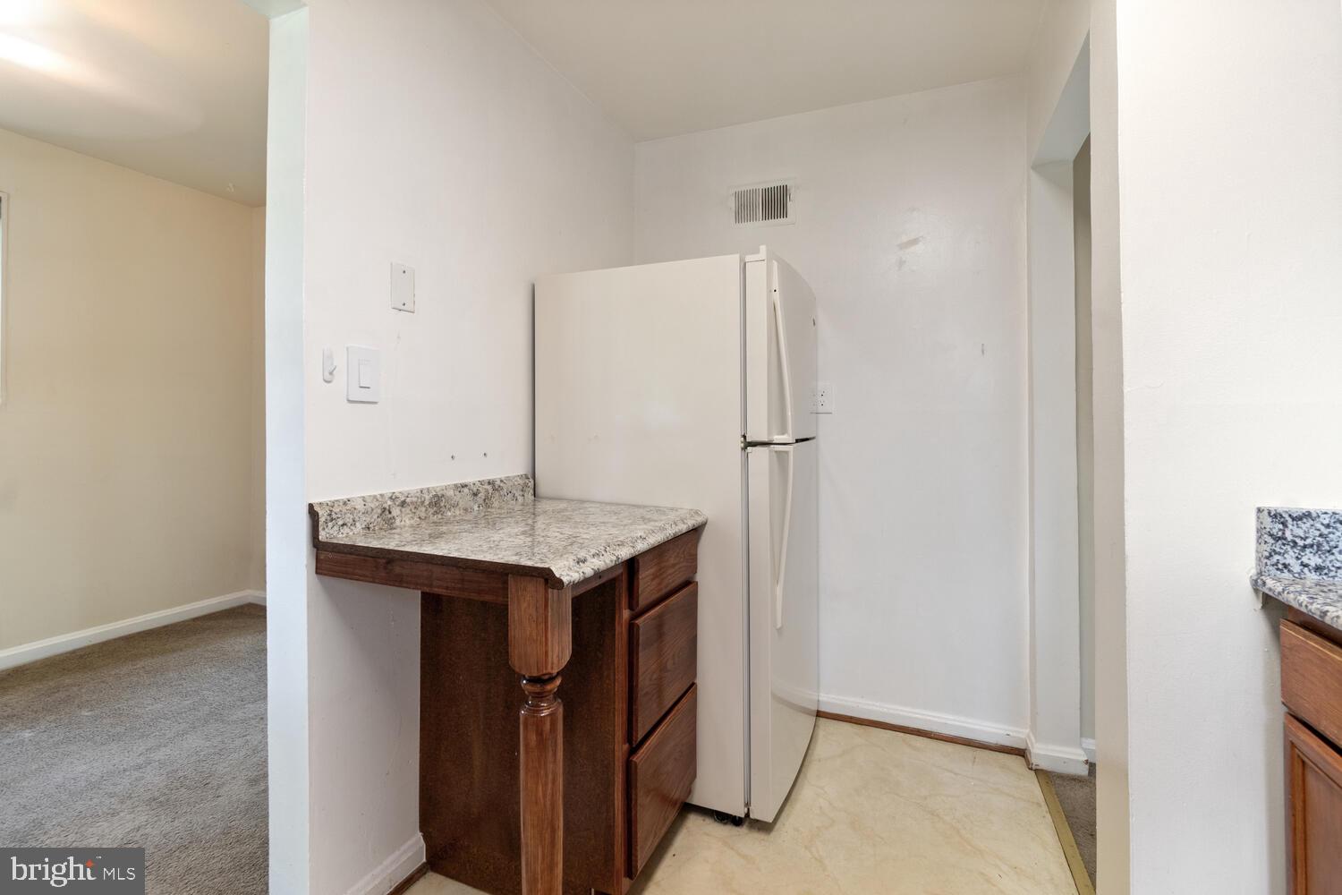 2305 Douglas Court Silver Spring, MD 20902 - Photo 8 of 26