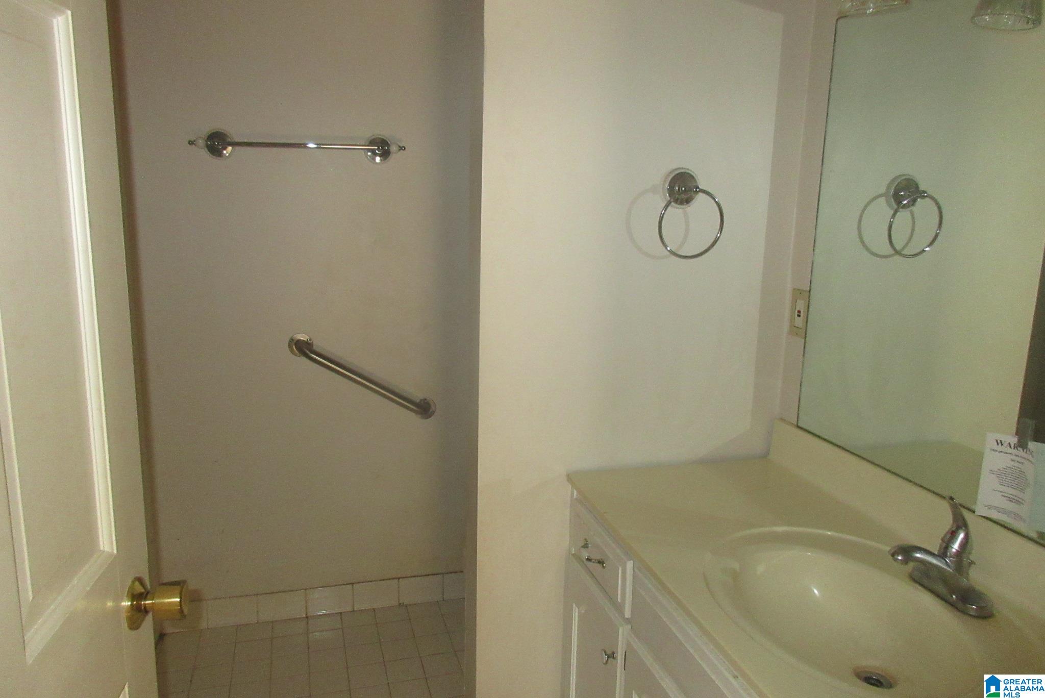 702 6th Avenue Midfield, AL 35228 - Photo 8 of 11
