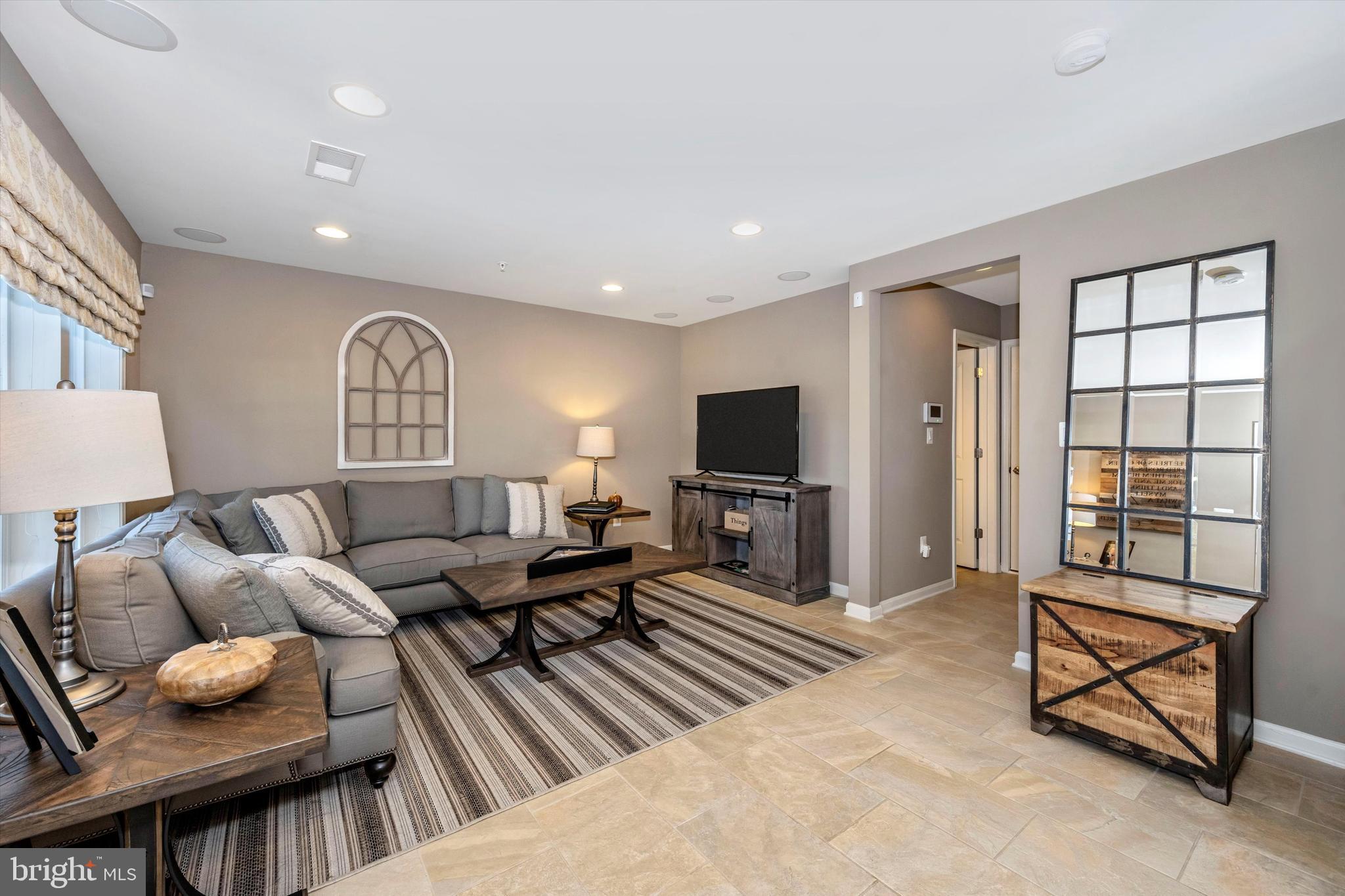 725 Holden Road Frederick, MD 21701 - Photo 5 of 82