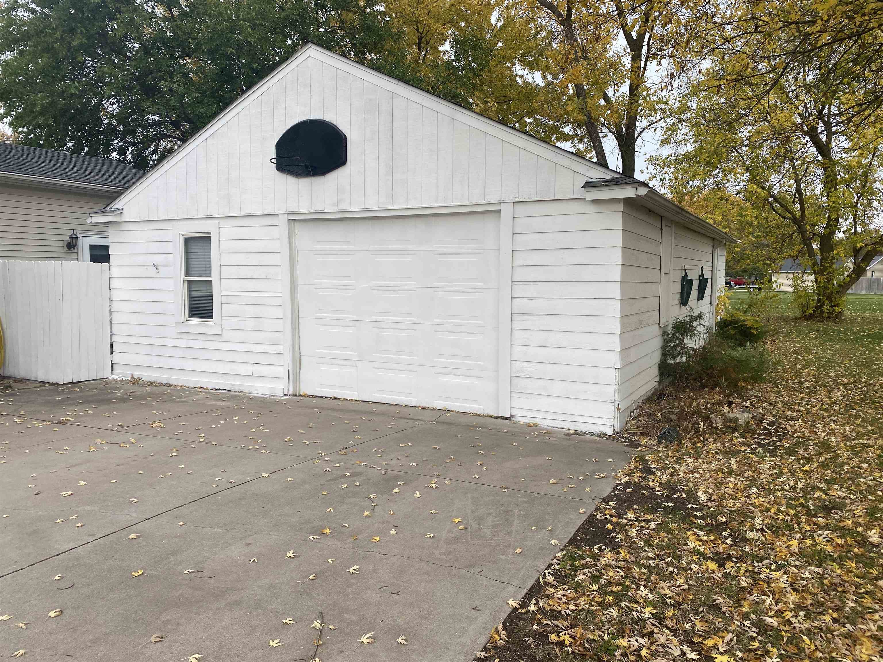 11723 Lennon Road Lennon, MI 48449 - Photo 6 of 30
