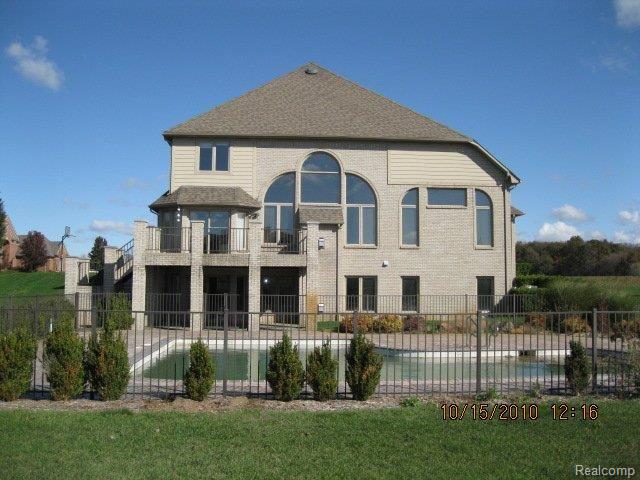 69485 Meadowbrook Lane Romeo, MI 48065 - Photo 4 of 25 IMG_0230