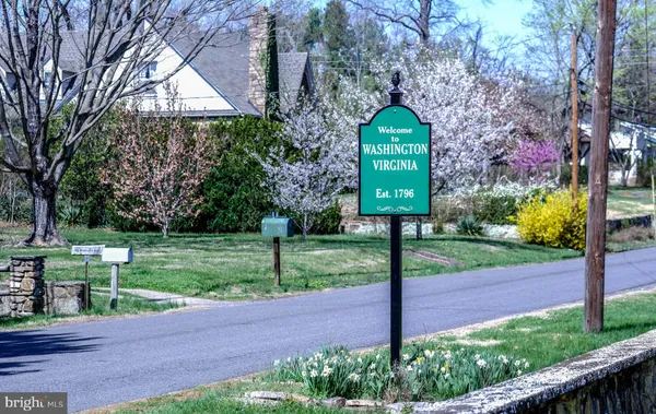 $899,000 | 540 Mt Salem Avenue, Washington, VA 22747