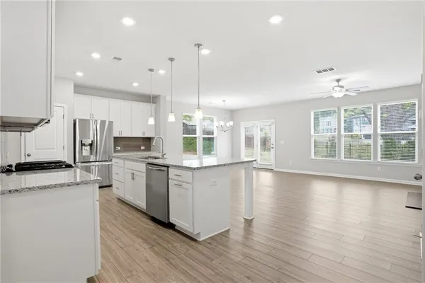 $500,000 | 3327 Park Pointe Circle, Scottdale, GA 30079