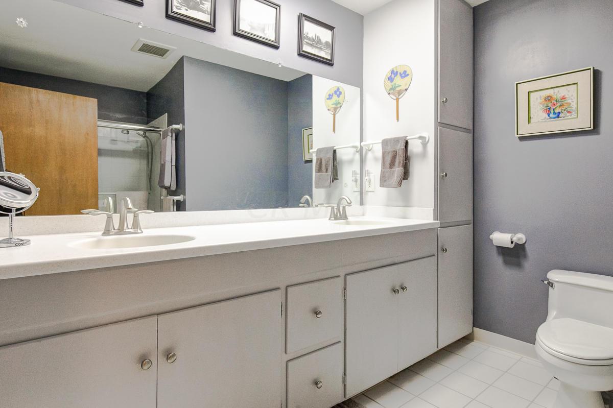 2370 Haverford Road Columbus, OH 43220 - Photo 23 of 29