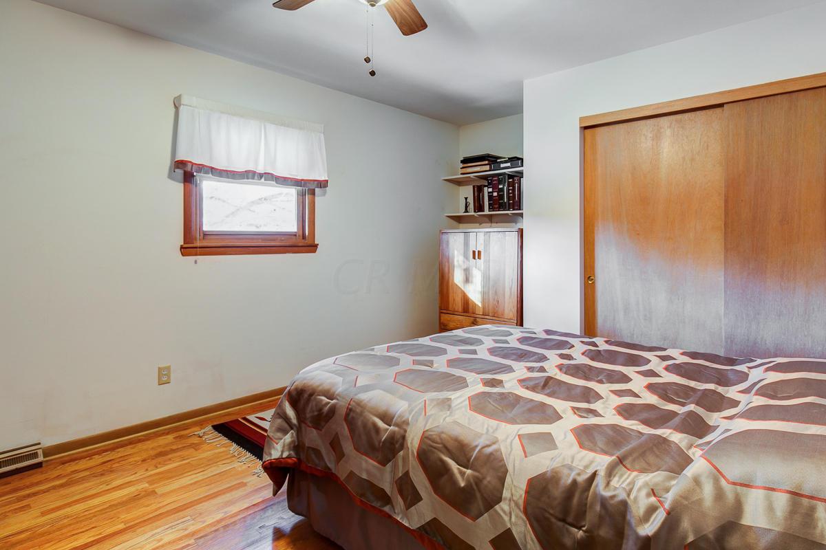 2370 Haverford Road Columbus, OH 43220 - Photo 24 of 29