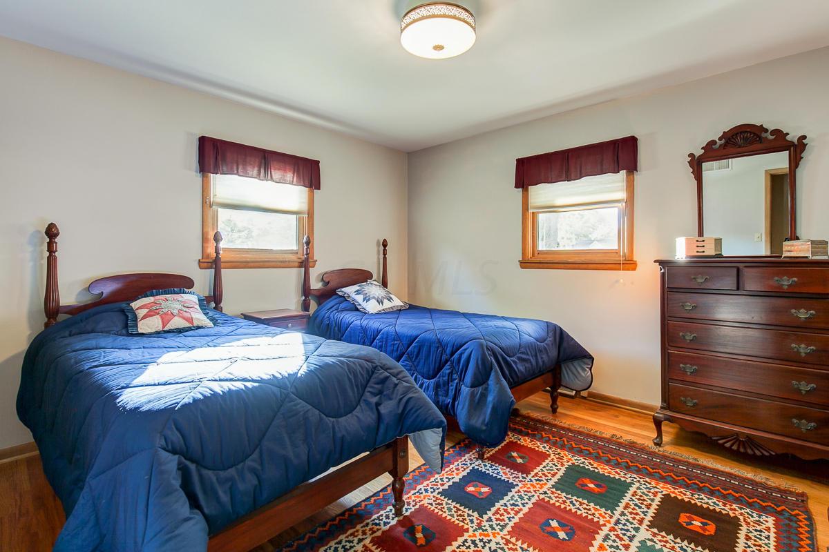2370 Haverford Road Columbus, OH 43220 - Photo 25 of 29