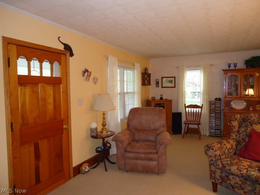 6217 East State Road Newcomerstown, OH 43832 - Photo 3 of 24 Gallery Image 3