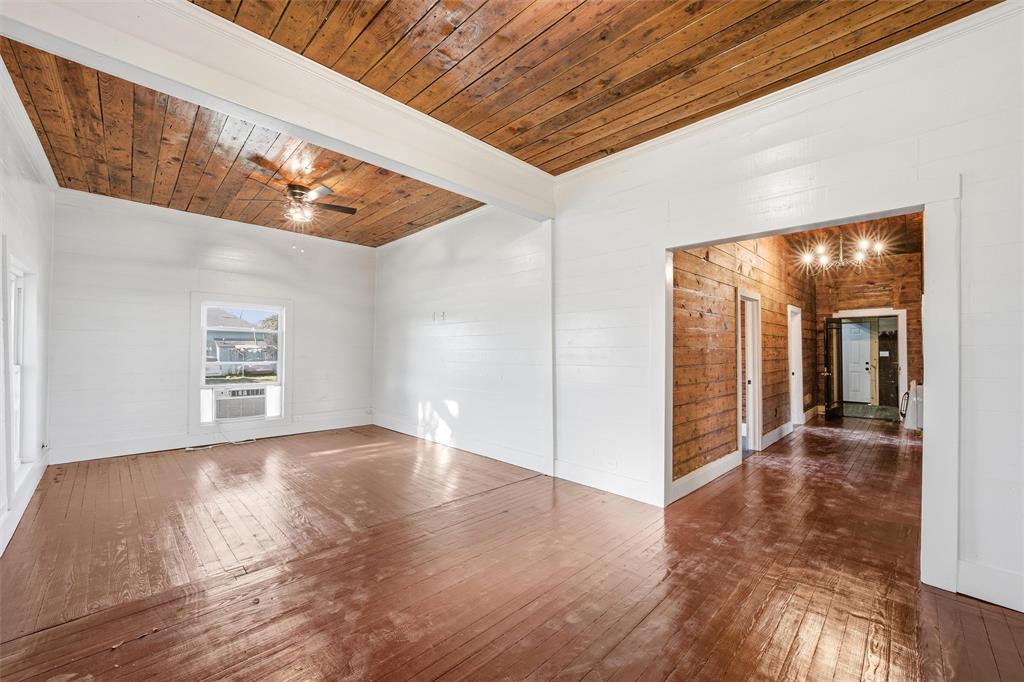 602 East Cedar Street Lott, TX 76656 - Photo 3 of 26