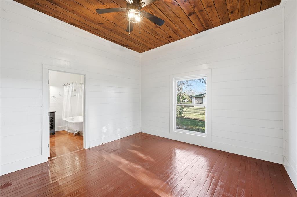 602 East Cedar Street Lott, TX 76656 - Photo 5 of 26