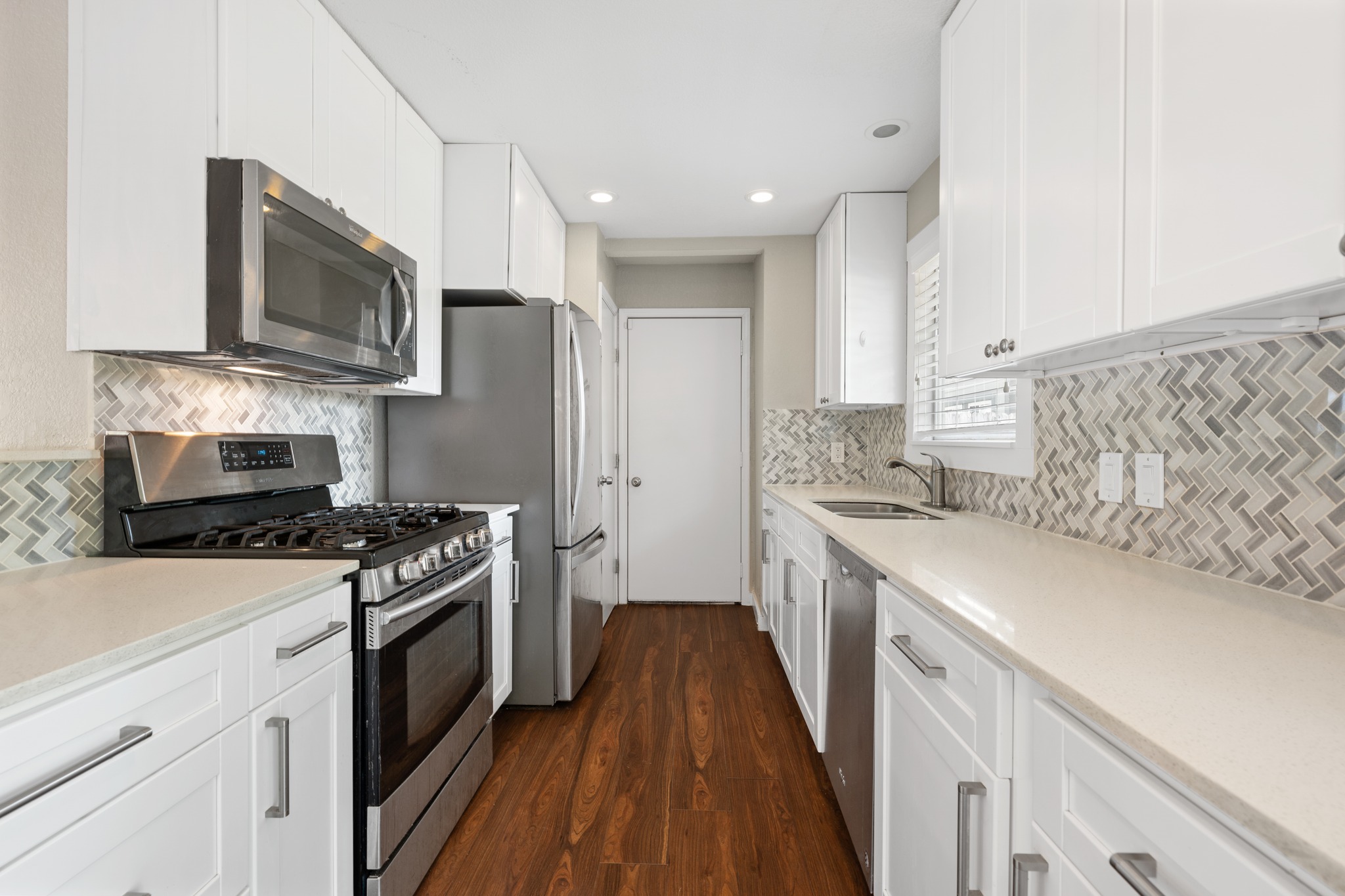 1801 Ohlen Road Austin, TX 78757 - Photo 10 of 32 Gallery Image 10